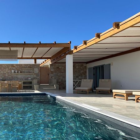 Adriana Luxury Villas Adamantas  Esterno foto