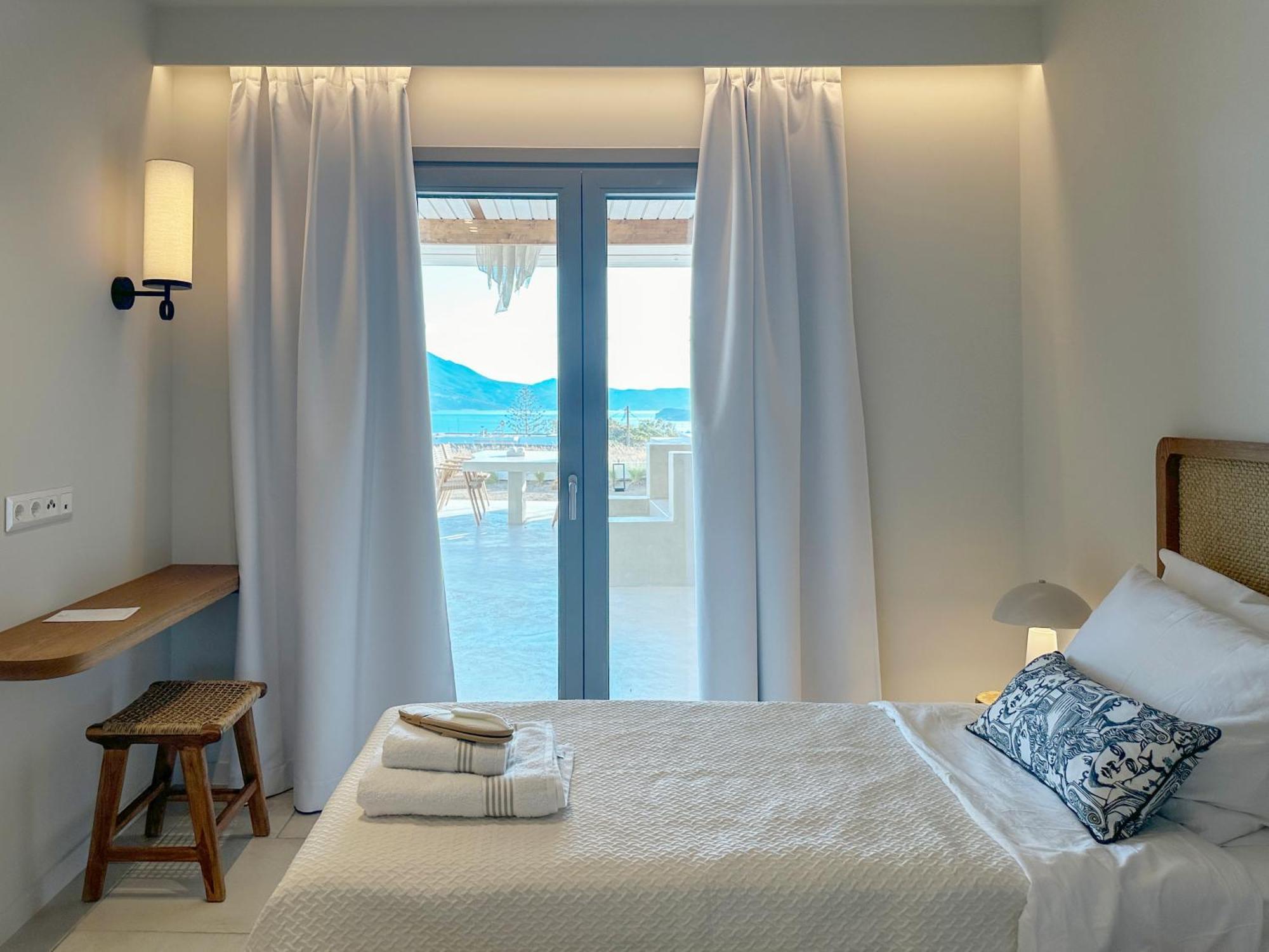Adriana Luxury Villas Adamantas  Esterno foto