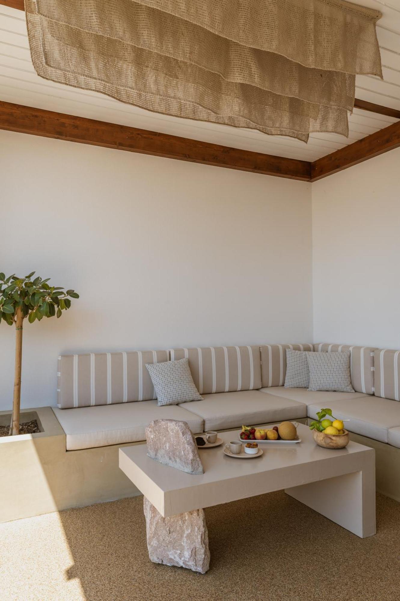 Adriana Luxury Villas Adamantas  Esterno foto