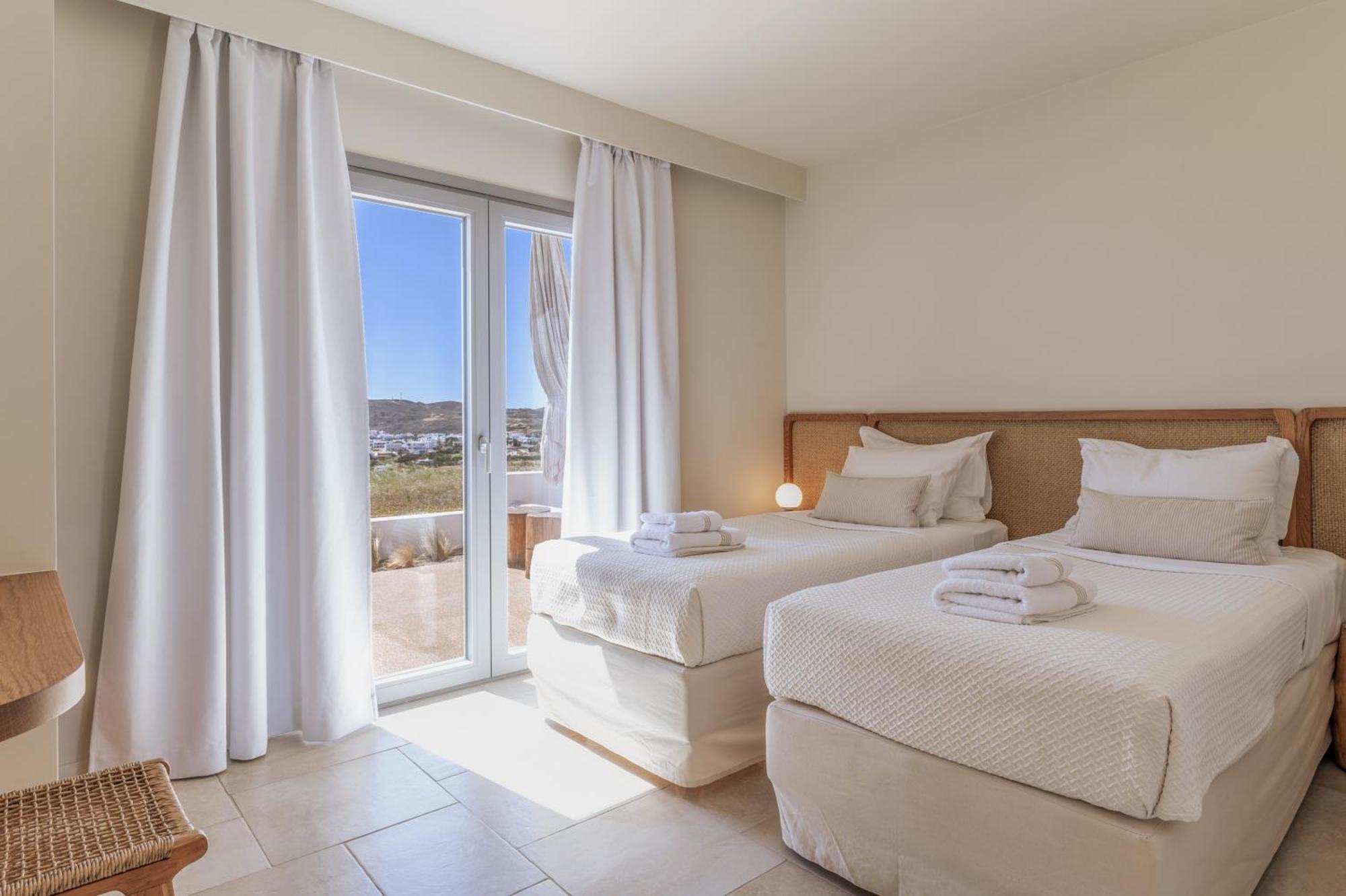 Adriana Luxury Villas Adamantas  Esterno foto