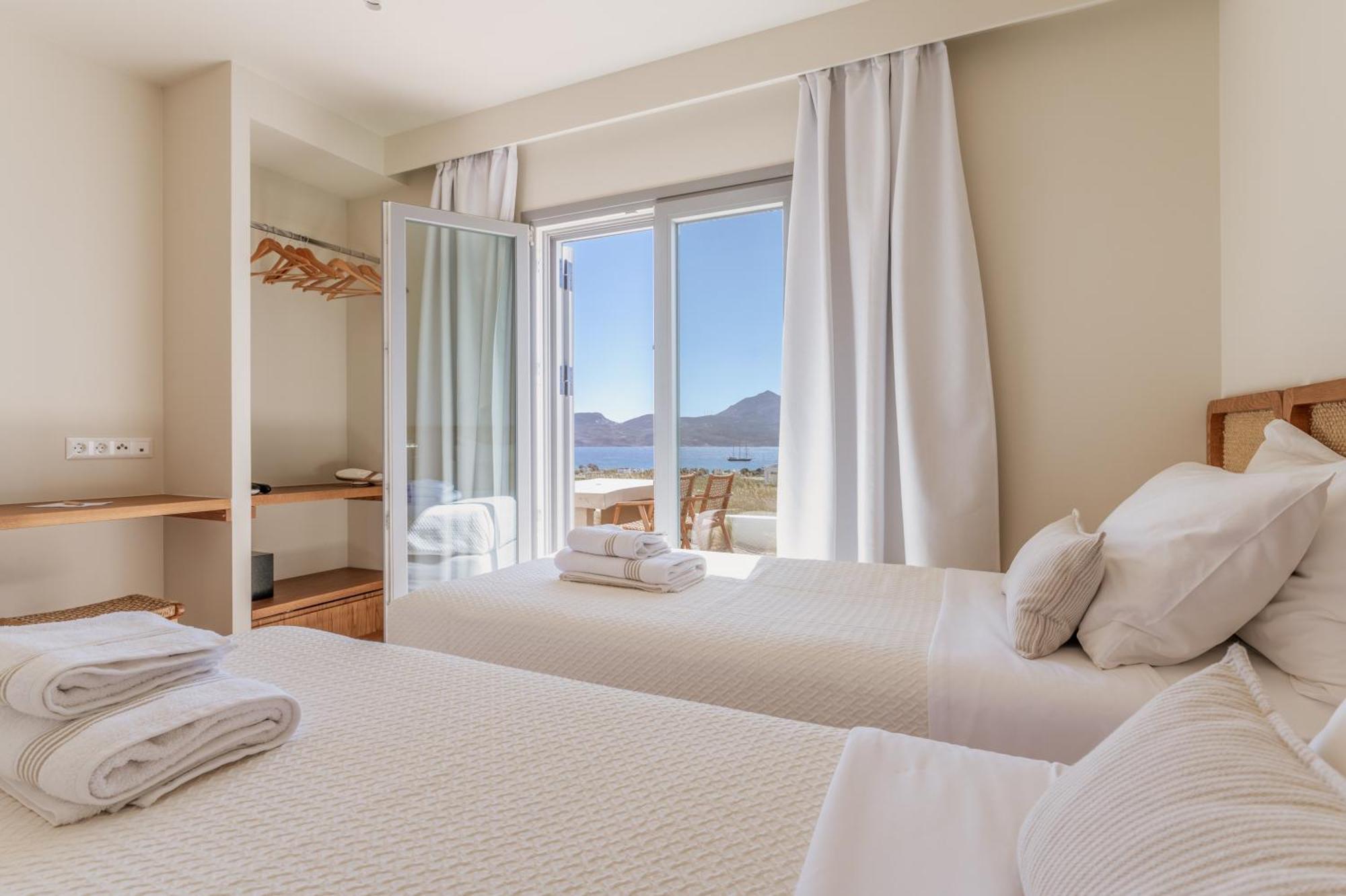 Adriana Luxury Villas Adamantas  Esterno foto
